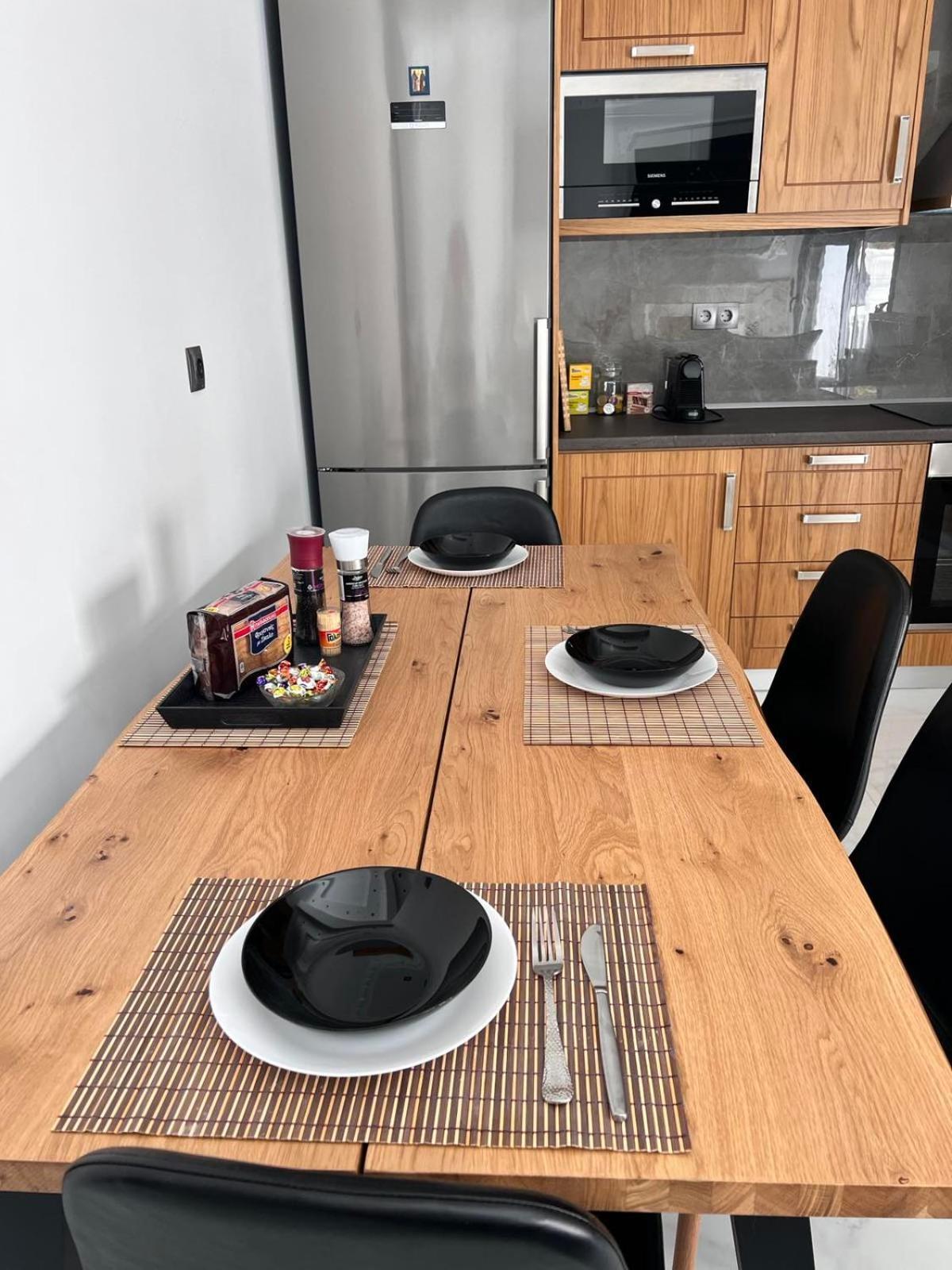 לוטראקי Kontis' Deluxe Furnished Apartment מראה חיצוני תמונה
